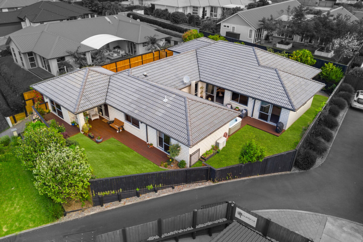 185 rowesdale drive ohauiti nz 1384 drone top shot
