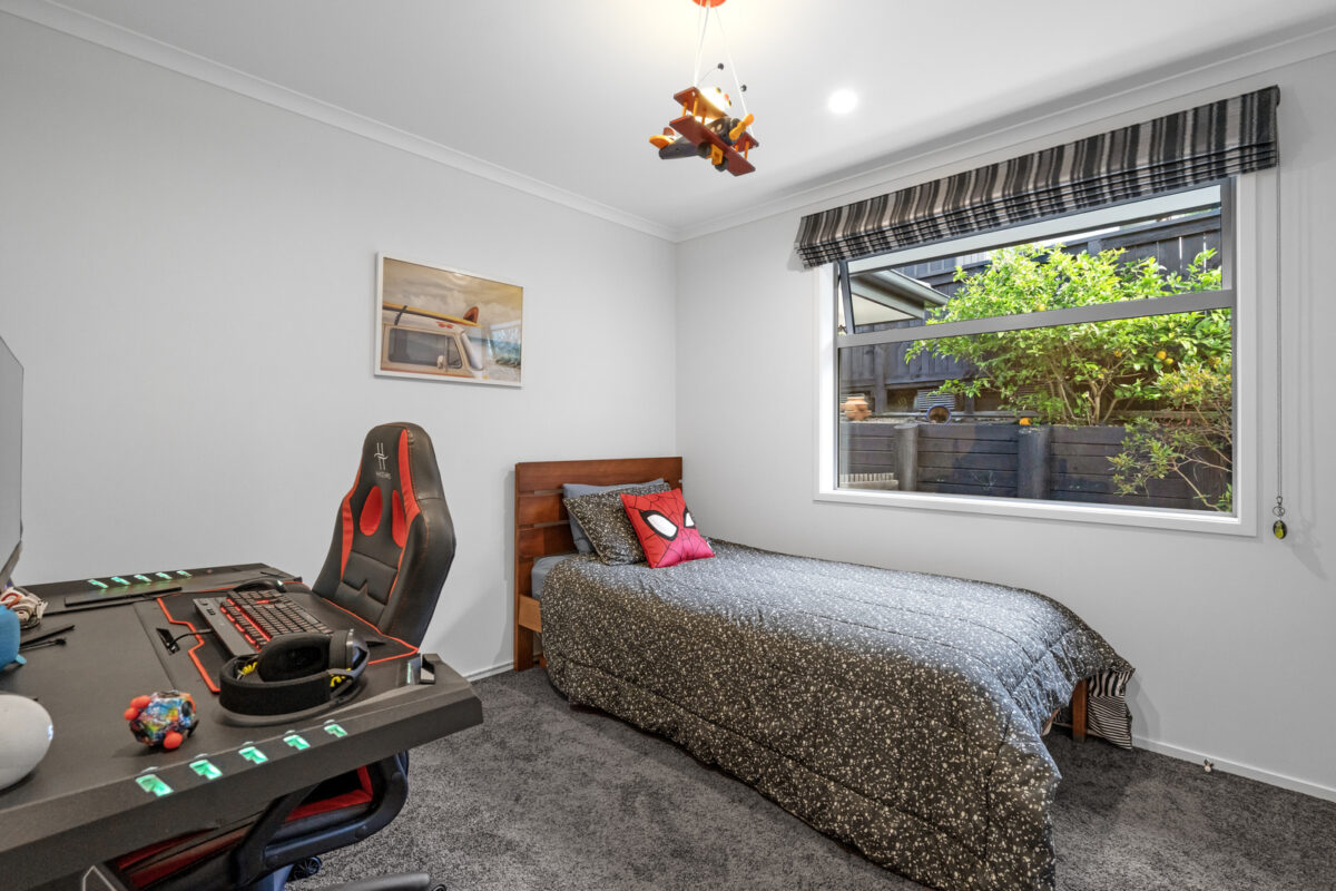 185 rowesdale drive ohauiti nz room bed