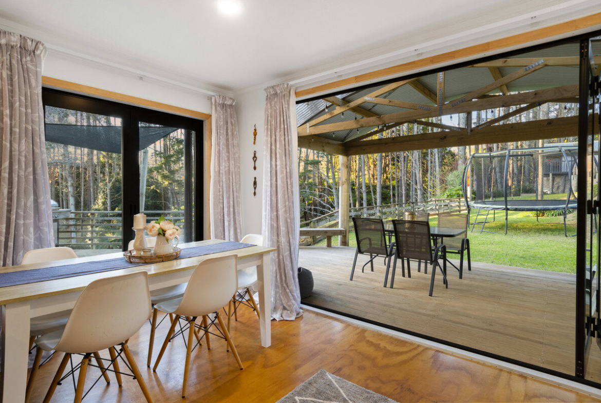 52 panorama drive welcome bay nz dining table